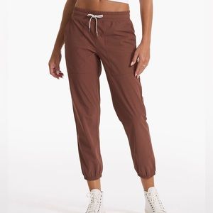Vuori Miles Jogger in Hazelnut | M